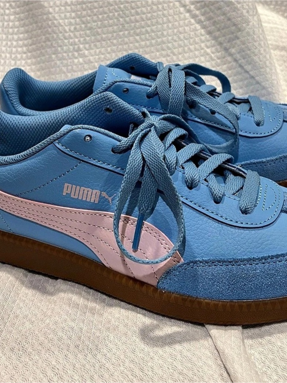 Puma Palermo Blue & Pink Sneakers US 8.5